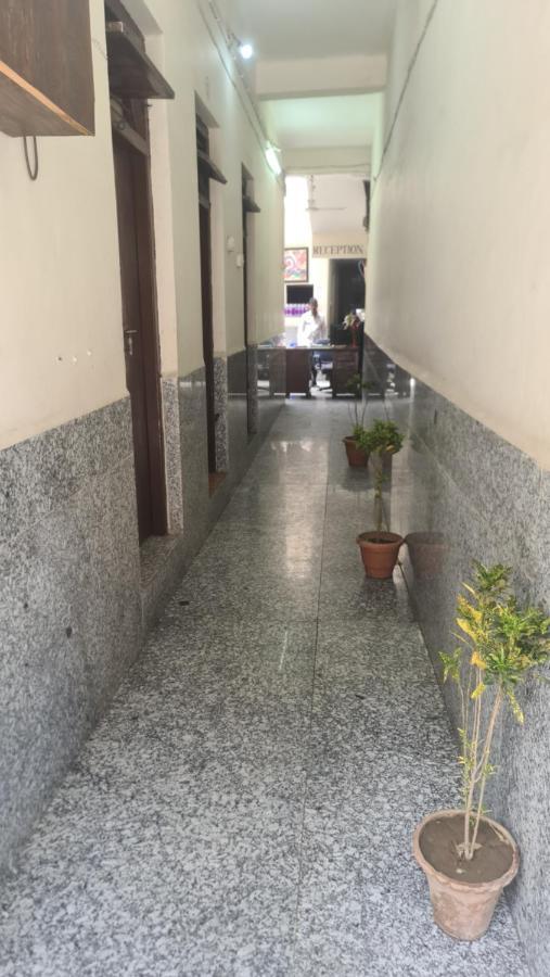 New Bombay Lodge ناغبور المظهر الخارجي الصورة